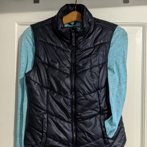 Aeropostale Quilted Puffer Vest - Picture 6 of 8
